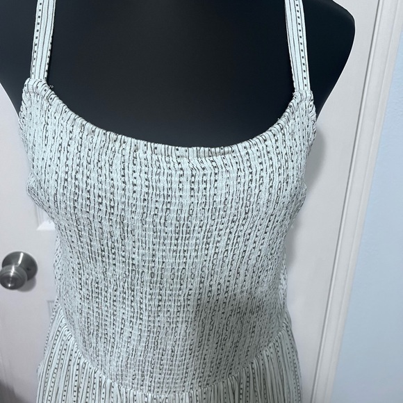 Sundress - Picture 3 of 5